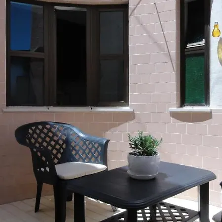 Luz De Cacilhas Apt, Few Steps Away From Lisboa!