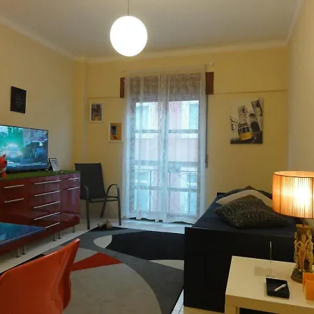 Luz De Cacilhas Apt, Few Steps Away From Lisboa! Apartman